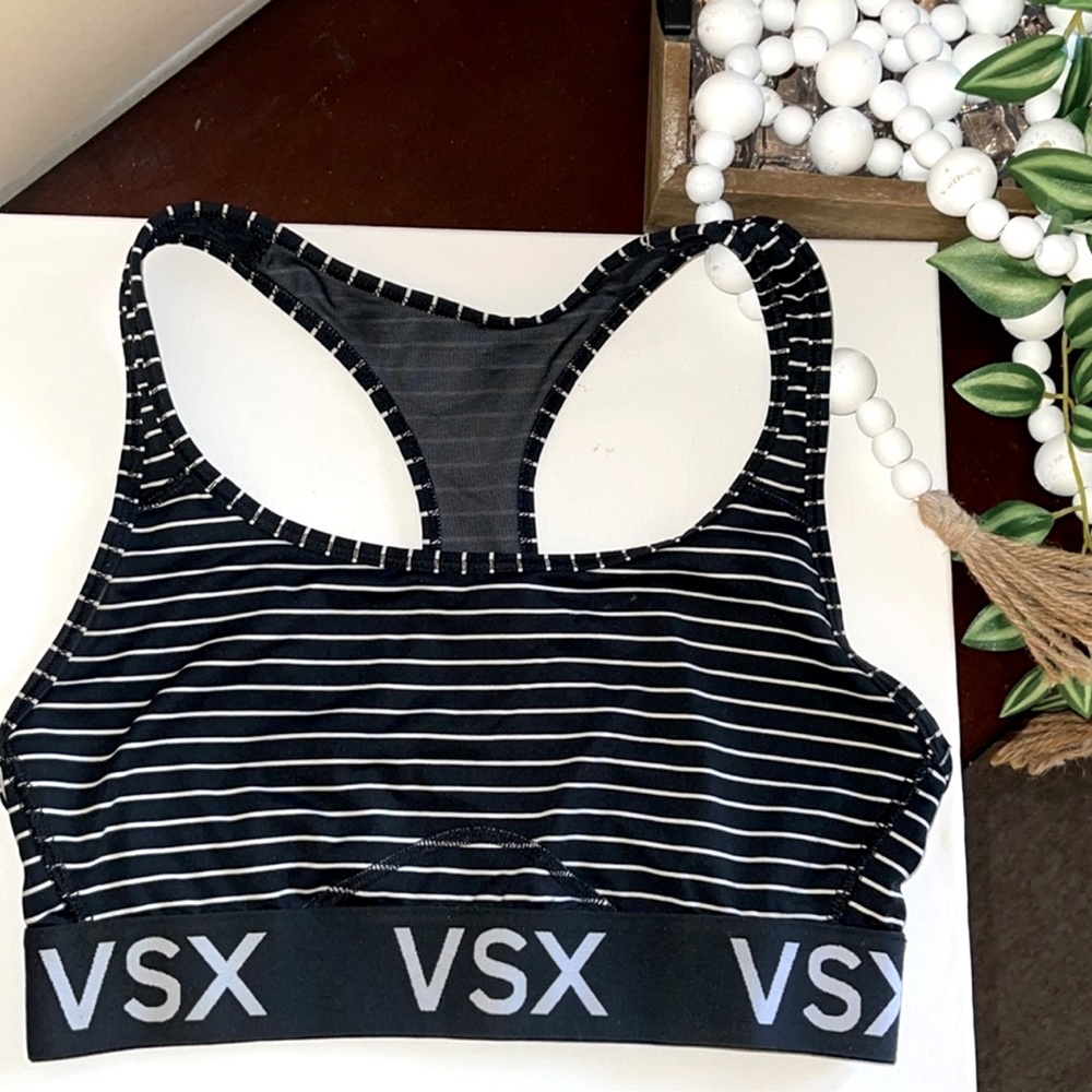 Vs sports bra like new